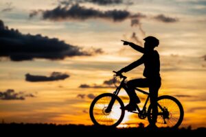 Lire la suite à propos de l’article Cross Country Biking around the world